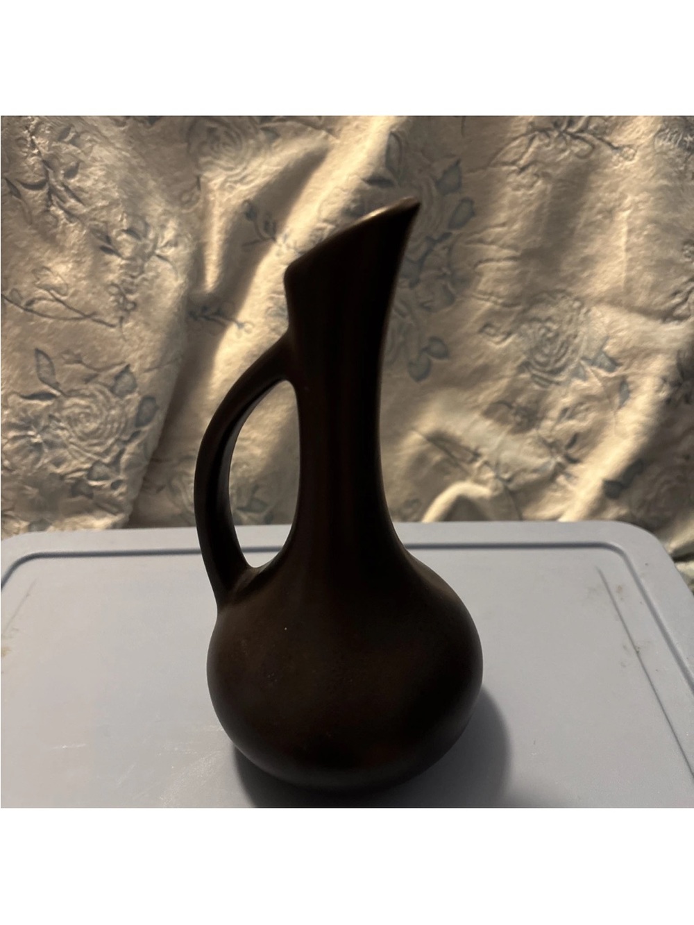Vintage Royal Haeger USA Art Pottery RG92 Matte Black Handled Ewer Vase *7.5"